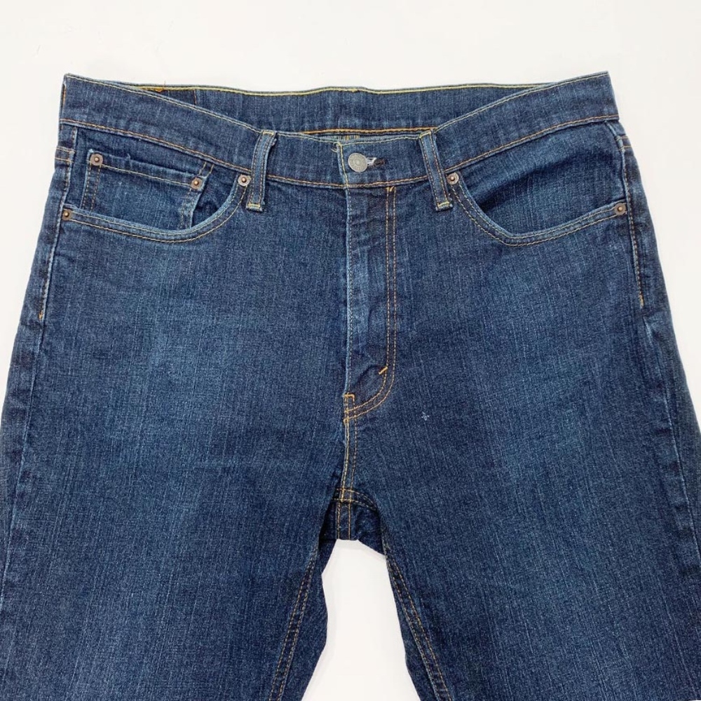 Levi Strauss Jeans Mens Size 36 W #541 Straight
